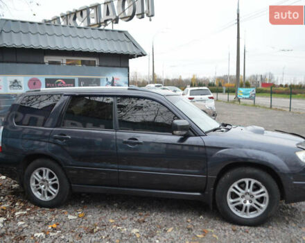Черный Субару Форестер, объемом двигателя 2.5 л и пробегом 292 тыс. км за 7000 $, фото 5 на Automoto.ua