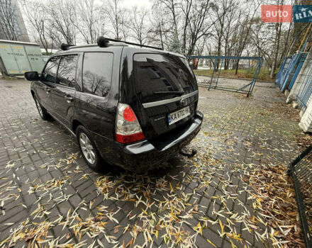 Черный Субару Форестер, объемом двигателя 1.99 л и пробегом 198 тыс. км за 5500 $, фото 5 на Automoto.ua