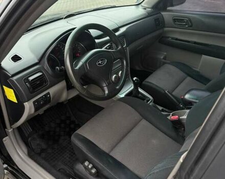 Черный Субару Форестер, объемом двигателя 1.99 л и пробегом 277 тыс. км за 6500 $, фото 16 на Automoto.ua