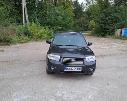 Черный Субару Форестер, объемом двигателя 1.99 л и пробегом 225 тыс. км за 8000 $, фото 7 на Automoto.ua