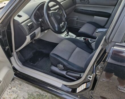 Черный Субару Форестер, объемом двигателя 2 л и пробегом 231 тыс. км за 5850 $, фото 6 на Automoto.ua