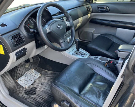 Черный Субару Форестер, объемом двигателя 1.99 л и пробегом 345 тыс. км за 6700 $, фото 7 на Automoto.ua