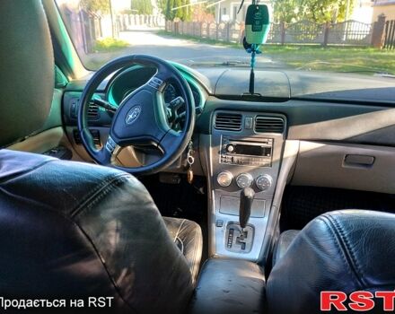 Чорний Субару Forester, об'ємом двигуна 2 л та пробігом 180 тис. км за 5300 $, фото 2 на Automoto.ua