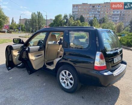 Чорний Субару Forester, об'ємом двигуна 2 л та пробігом 496 тис. км за 5600 $, фото 4 на Automoto.ua
