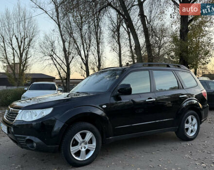 Черный Субару Форестер, объемом двигателя 1.99 л и пробегом 178 тыс. км за 8700 $, фото 1 на Automoto.ua