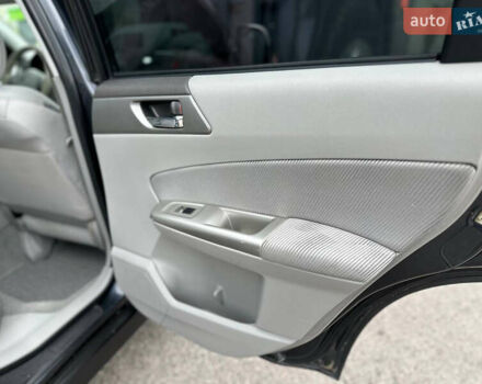 Чорний Субару Forester, об'ємом двигуна 2.5 л та пробігом 271 тис. км за 6950 $, фото 73 на Automoto.ua