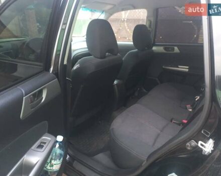 Черный Субару Форестер, объемом двигателя 2 л и пробегом 260 тыс. км за 6500 $, фото 11 на Automoto.ua