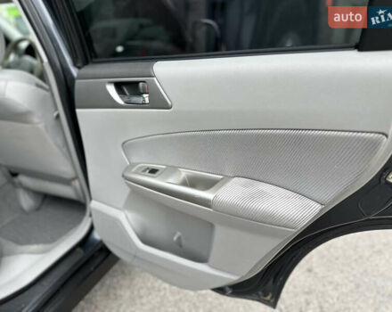 Черный Субару Форестер, объемом двигателя 2.5 л и пробегом 271 тыс. км за 7450 $, фото 68 на Automoto.ua