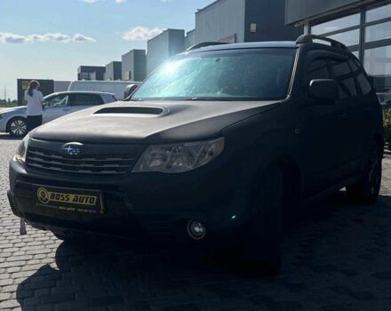 Черный Субару Форестер, объемом двигателя 2.5 л и пробегом 230 тыс. км за 7700 $, фото 2 на Automoto.ua