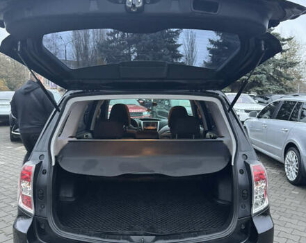 Черный Субару Форестер, объемом двигателя 1.99 л и пробегом 180 тыс. км за 7200 $, фото 14 на Automoto.ua