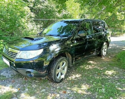 Чорний Субару Forester, об'ємом двигуна 2 л та пробігом 300 тис. км за 7050 $, фото 1 на Automoto.ua