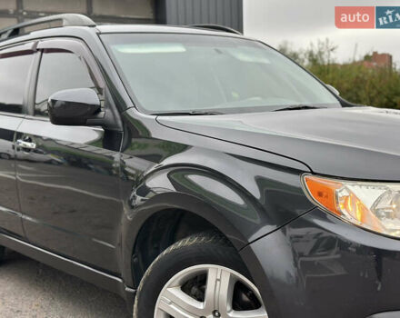 Черный Субару Форестер, объемом двигателя 2.5 л и пробегом 271 тыс. км за 7450 $, фото 5 на Automoto.ua