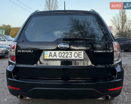 Черный Субару Форестер, объемом двигателя 1.99 л и пробегом 178 тыс. км за 8700 $, фото 5 на Automoto.ua