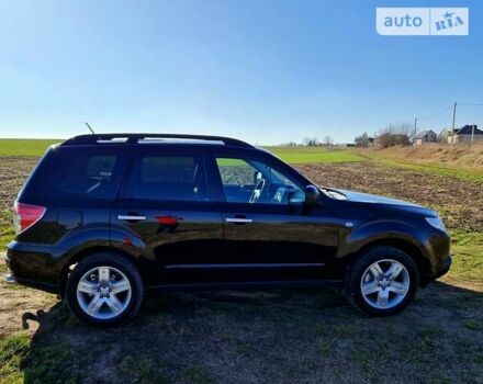 Чорний Субару Forester, об'ємом двигуна 2.46 л та пробігом 211 тис. км за 10500 $, фото 9 на Automoto.ua