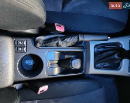 Черный Субару Форестер, объемом двигателя 2 л и пробегом 220 тыс. км за 8000 $, фото 10 на Automoto.ua