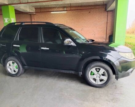 Чорний Субару Forester, об'ємом двигуна 2 л та пробігом 220 тис. км за 7900 $, фото 2 на Automoto.ua