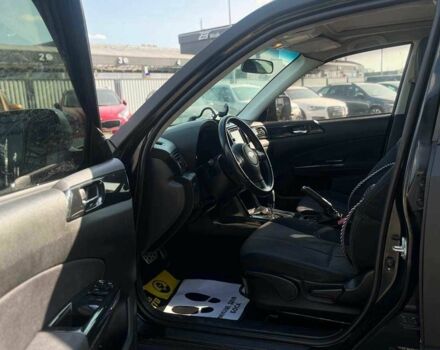 Черный Субару Форестер, объемом двигателя 2.5 л и пробегом 230 тыс. км за 7700 $, фото 9 на Automoto.ua