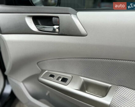 Черный Субару Форестер, объемом двигателя 2.5 л и пробегом 271 тыс. км за 7450 $, фото 72 на Automoto.ua