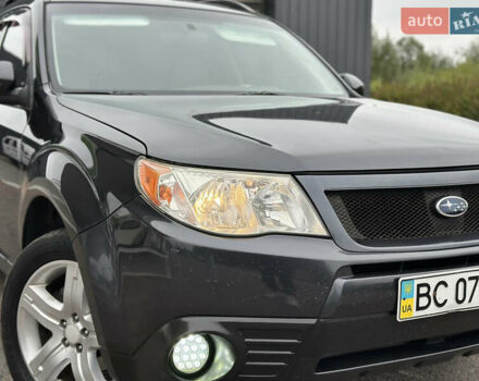 Черный Субару Форестер, объемом двигателя 2.5 л и пробегом 271 тыс. км за 7450 $, фото 4 на Automoto.ua