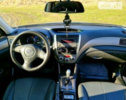 Чорний Субару Forester, об'ємом двигуна 2.46 л та пробігом 211 тис. км за 10000 $, фото 19 на Automoto.ua