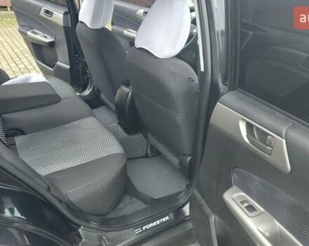 Чорний Субару Forester, об'ємом двигуна 1.99 л та пробігом 172 тис. км за 9999 $, фото 15 на Automoto.ua