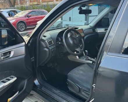 Чорний Субару Forester, об'ємом двигуна 2.46 л та пробігом 318 тис. км за 9300 $, фото 3 на Automoto.ua