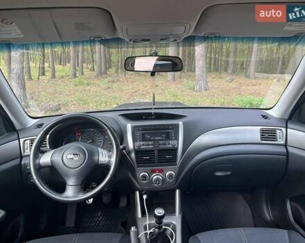 Чорний Субару Forester, об'ємом двигуна 1.99 л та пробігом 273 тис. км за 6550 $, фото 11 на Automoto.ua
