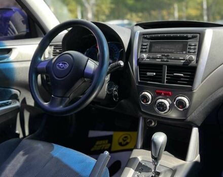 Чорний Субару Forester, об'ємом двигуна 2 л та пробігом 40 тис. км за 14190 $, фото 11 на Automoto.ua