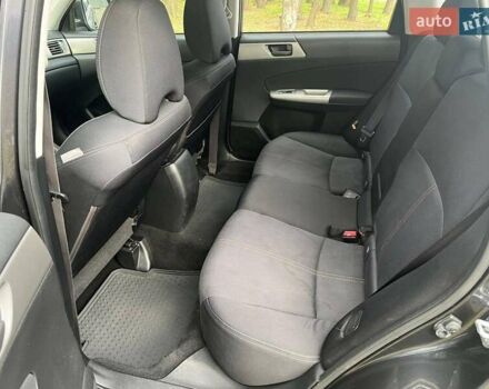 Чорний Субару Forester, об'ємом двигуна 1.99 л та пробігом 273 тис. км за 6550 $, фото 13 на Automoto.ua