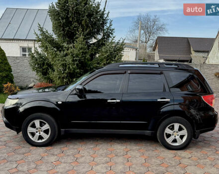 Чорний Субару Forester, об'ємом двигуна 2 л та пробігом 224 тис. км за 8300 $, фото 2 на Automoto.ua