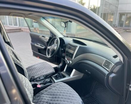 Чорний Субару Forester, об'ємом двигуна 2 л та пробігом 216 тис. км за 7800 $, фото 6 на Automoto.ua