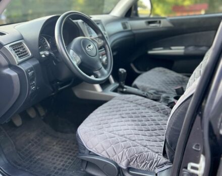 Чорний Субару Forester, об'ємом двигуна 2 л та пробігом 216 тис. км за 7800 $, фото 4 на Automoto.ua
