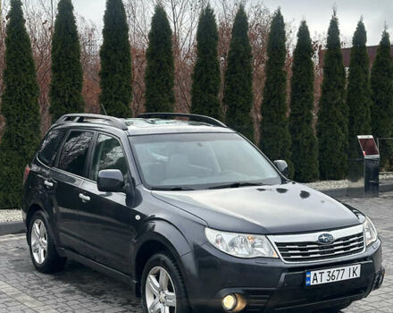 Черный Субару Форестер, объемом двигателя 1.99 л и пробегом 330 тыс. км за 7600 $, фото 1 на Automoto.ua