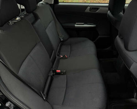 Черный Субару Форестер, объемом двигателя 1.99 л и пробегом 225 тыс. км за 9300 $, фото 24 на Automoto.ua