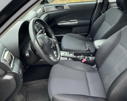 Черный Субару Форестер, объемом двигателя 1.99 л и пробегом 225 тыс. км за 9300 $, фото 20 на Automoto.ua