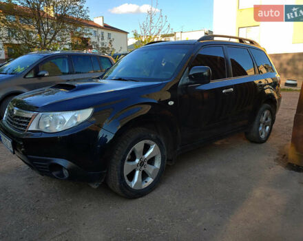 Субару Форестер 2010 в Сокале на Automoto.ua Черный Субару Форестер, объемом двигателя 2 л и пробегом 223 тыс. км за 5500 $, фото 4 на Automoto.ua