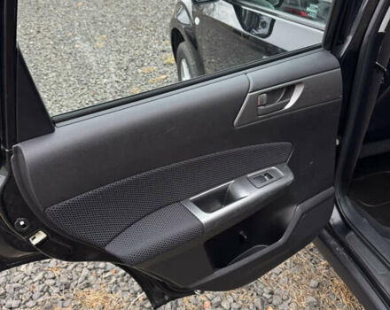 Черный Субару Форестер, объемом двигателя 1.99 л и пробегом 225 тыс. км за 9300 $, фото 15 на Automoto.ua