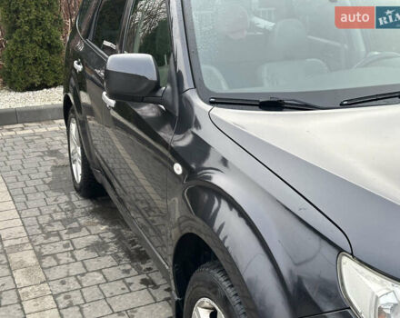 Черный Субару Форестер, объемом двигателя 1.99 л и пробегом 330 тыс. км за 7600 $, фото 7 на Automoto.ua