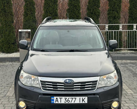 Черный Субару Форестер, объемом двигателя 1.99 л и пробегом 330 тыс. км за 7600 $, фото 2 на Automoto.ua