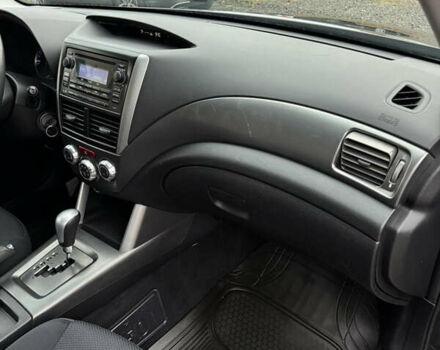 Черный Субару Форестер, объемом двигателя 1.99 л и пробегом 225 тыс. км за 9300 $, фото 27 на Automoto.ua