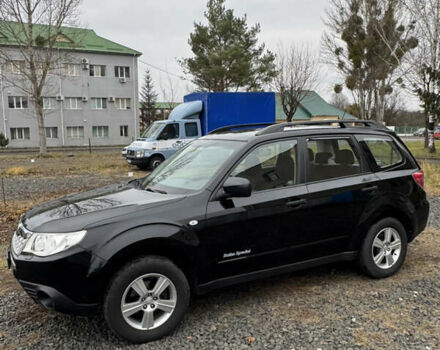 Черный Субару Форестер, объемом двигателя 1.99 л и пробегом 225 тыс. км за 9300 $, фото 5 на Automoto.ua