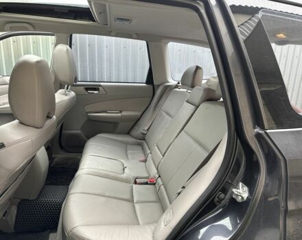 Черный Субару Форестер, объемом двигателя 2 л и пробегом 330 тыс. км за 7600 $, фото 16 на Automoto.ua