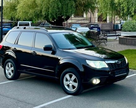 Чорний Субару Forester, об'ємом двигуна 2 л та пробігом 155 тис. км за 10300 $, фото 3 на Automoto.ua