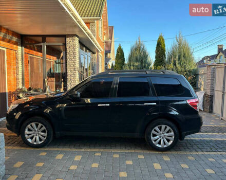 Чорний Субару Forester, об'ємом двигуна 1.99 л та пробігом 183 тис. км за 12000 $, фото 1 на Automoto.ua