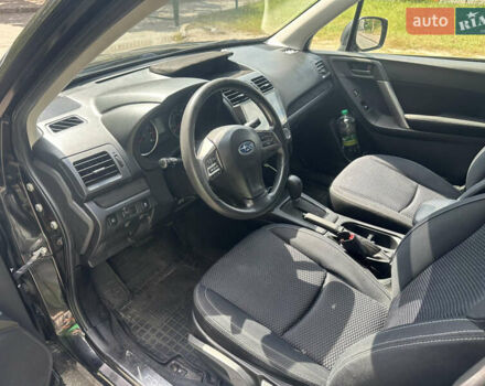 Черный Субару Форестер, объемом двигателя 2.46 л и пробегом 260 тыс. км за 10500 $, фото 5 на Automoto.ua