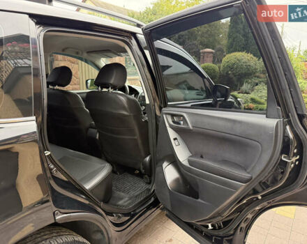 Чорний Субару Forester, об'ємом двигуна 2 л та пробігом 181 тис. км за 10537 $, фото 43 на Automoto.ua