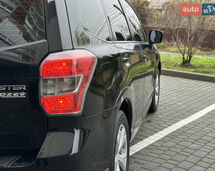 Черный Субару Форестер, объемом двигателя 2.5 л и пробегом 258 тыс. км за 9850 $, фото 12 на Automoto.ua