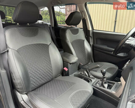 Чорний Субару Forester, об'ємом двигуна 2 л та пробігом 181 тис. км за 10537 $, фото 51 на Automoto.ua
