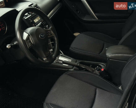 Черный Субару Форестер, объемом двигателя 2.5 л и пробегом 258 тыс. км за 9850 $, фото 30 на Automoto.ua