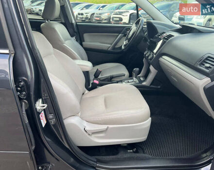 Черный Субару Форестер, объемом двигателя 2.5 л и пробегом 126 тыс. км за 13890 $, фото 15 на Automoto.ua